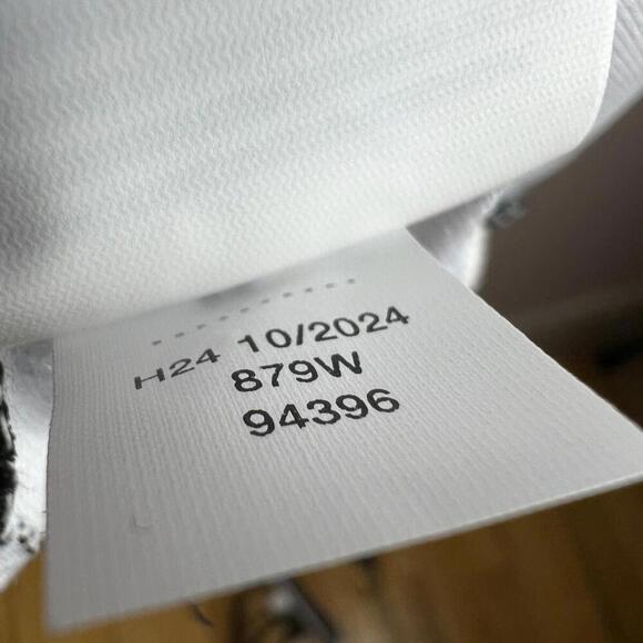 Los Angeles Kings Women’s NHL Fanatics Breakaway Jersey Black Size XL NWT - Picture 4 of 8